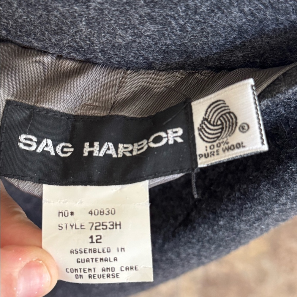 Like New! Sag Harbor Dark Gray 100% Wool Pencil Skirt Size 12 - Picture 2 of 5